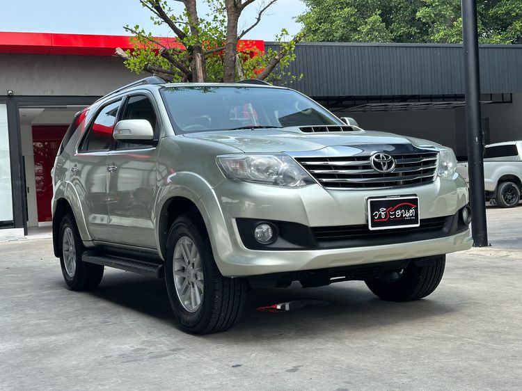 Toyota Fortuner 2013 2.5 G Utility-car ดีเซล เกียร์ธรรมดา เทา รูปที่ 3