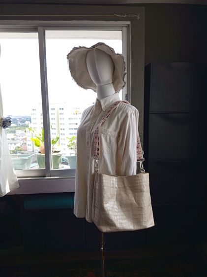 หญิง เนื้อ กระเป๋าหนังแท้  แบรนด์ฝรั่งเศส  SEQUOIA

