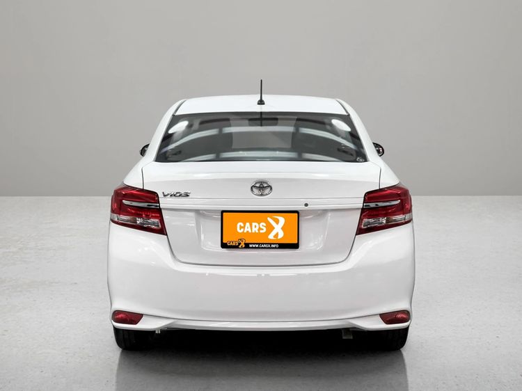 Toyota Vios 2022 1.5 Entry Sedan เบนซิน ไม่ติดแก๊ส เกียร์อัตโนมัติ ขาว รูปที่ 4