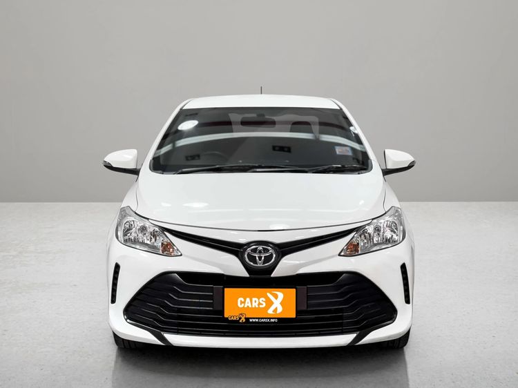 Toyota Vios 2022 1.5 Entry Sedan เบนซิน ไม่ติดแก๊ส เกียร์อัตโนมัติ ขาว รูปที่ 3