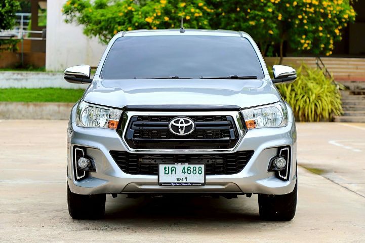 Toyota Hilux Revo 2020 2.4 Z Edition J Plus Pickup ดีเซล ไม่ติดแก๊ส เกียร์ธรรมดา บรอนซ์เงิน รูปที่ 3