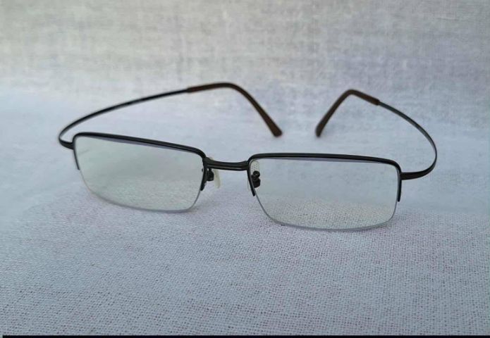 แว่นสายตาอเมริกันแคลิฟอร์เนียนสายพันธุ์ซาบาเอะ ZEROGRA กรอบเบต้าไทเทเนียม เลนส์บลูโพรเทค มัลติโค้ท ค่าสายตายาว 300...Authentic ZEROGRA Handcrafted in Sabae Japan
 รูปที่ 8