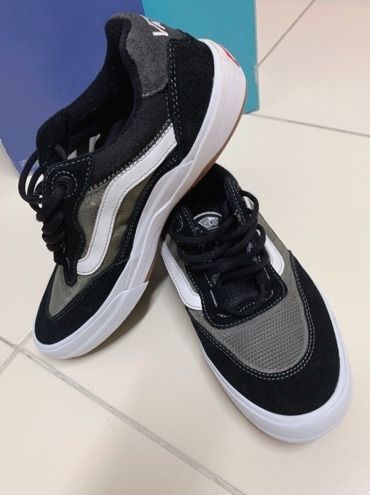 รองเท้า VANS WAYVEE สี ดำ ขาว 8.5 US สวย แท้ (ฺBTS แพรกษา)