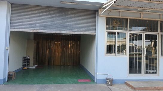 ไม่ใช่ ขายโกดังและสำนักงาน 2 ชั้น ทำเลดี เดินทางสะดวก อ.สามโคก จ.ปทุมธานี     รูปที่ 4