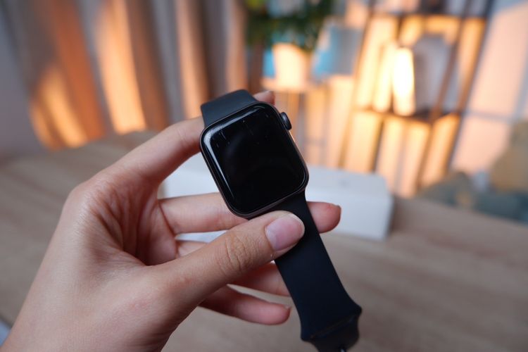 Apple Watch Series 5 GPS สี Space Grey เครื่องสวย ราคาเพียง 3,990.- มีประกันร้าน 60วัน