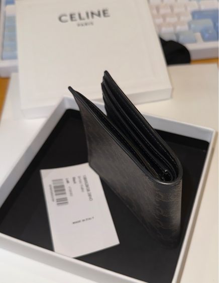Used Celine 8 cards  wallet short black canvas รูปที่ 7