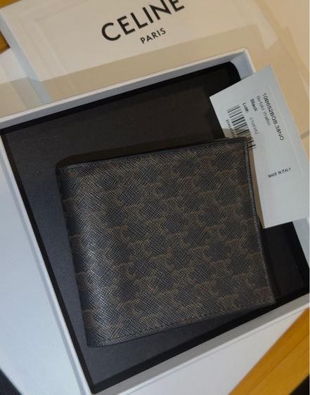 Used Celine 8 cards  wallet short black canvas รูปที่ 3