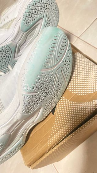 รองเท้าแบดมินตัน รูปที่ 5