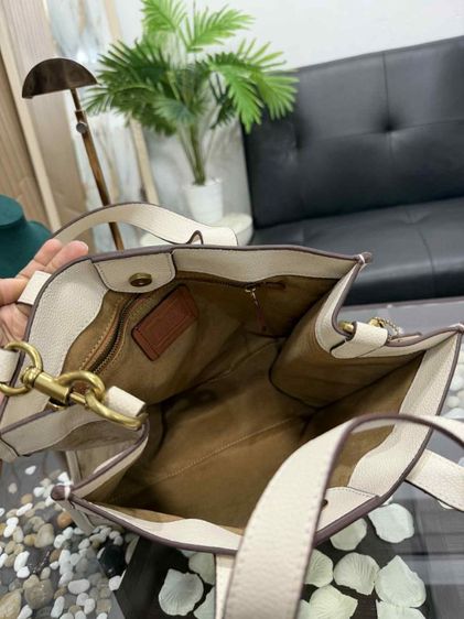 used coach รูปที่ 8