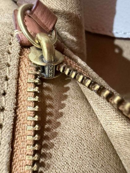 used coach รูปที่ 9