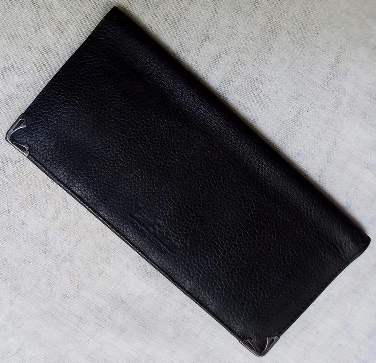 ใหม่เอี่ยม หนังแท้ รูปที่ 2