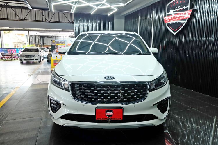 Kia Grand Carnival 2018 2.2 EX Van ดีเซล เกียร์อัตโนมัติ ขาว รูปที่ 2