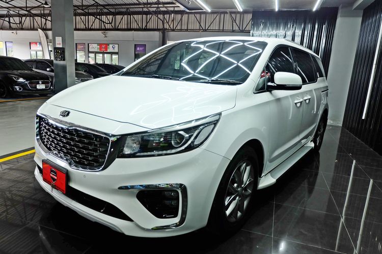 Kia Grand Carnival 2018 2.2 EX Van ดีเซล เกียร์อัตโนมัติ ขาว รูปที่ 3