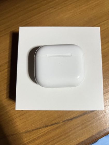 Apple AirPods gen 3