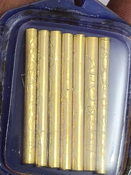 ตะกรุดทองคำแท้ๆเดิมๆหลวงปู่ทิมวัดละหารไร่ รูปที่ 2