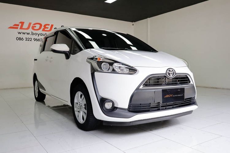 Toyota Sienta 2018 1.5 G Utility-car เบนซิน ไม่ติดแก๊ส เกียร์อัตโนมัติ ขาว รูปที่ 3