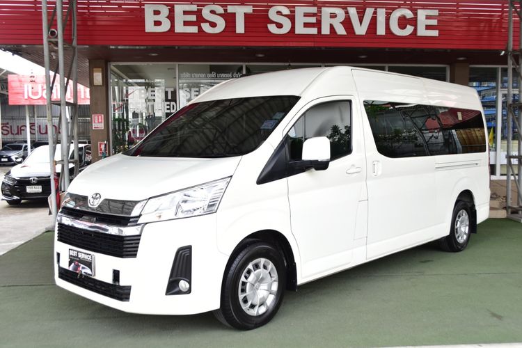 Toyota Commuter 2020 2.8 Van ดีเซล ไม่ติดแก๊ส เกียร์อัตโนมัติ ขาว