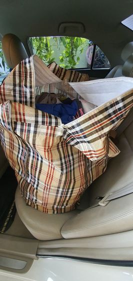 ขายเสื้อผ้ามือสอง คละแบบ รูปที่ 11