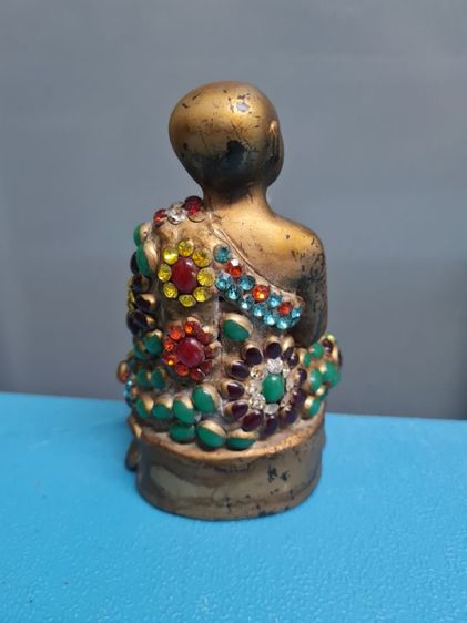 🟠001พระอุปคุตจกบาตร ประดับพลอย ขนาดสูง13ซ.ฐานกว้าง7ซม. พระบ้านคุณตาสะสมไว้นานแล้วค่ะ รูปที่ 4