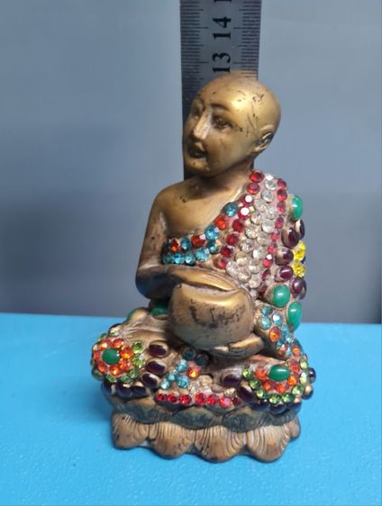 🟠001พระอุปคุตจกบาตร ประดับพลอย ขนาดสูง13ซ.ฐานกว้าง7ซม. พระบ้านคุณตาสะสมไว้นานแล้วค่ะ รูปที่ 7