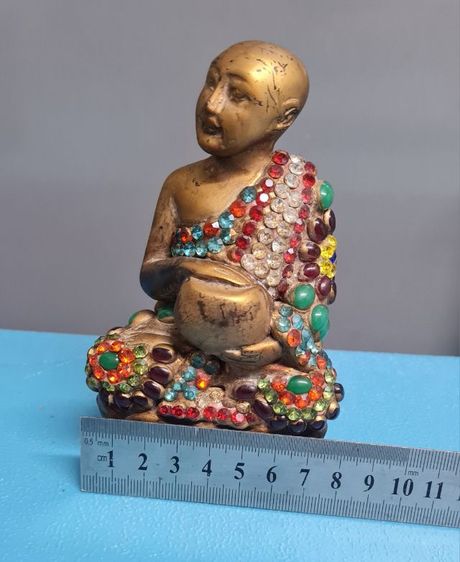 🟠001พระอุปคุตจกบาตร ประดับพลอย ขนาดสูง13ซ.ฐานกว้าง7ซม. พระบ้านคุณตาสะสมไว้นานแล้วค่ะ รูปที่ 6