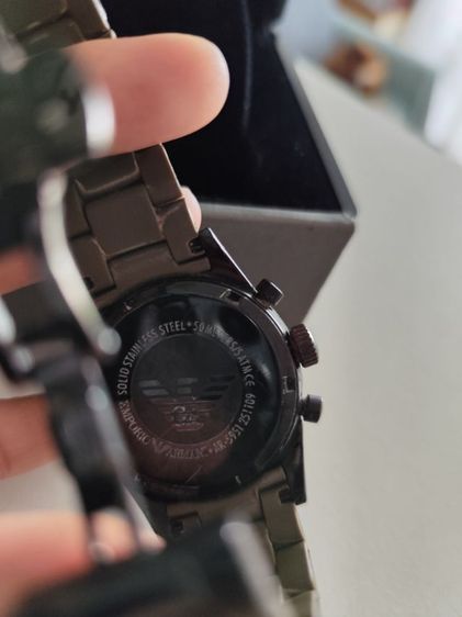 นาฬิกา EMPORIO ARMANI มือสองขายตามสภาพไม่เดิน(ถ่านหมด)ขอคนรับได้ รูปที่ 5