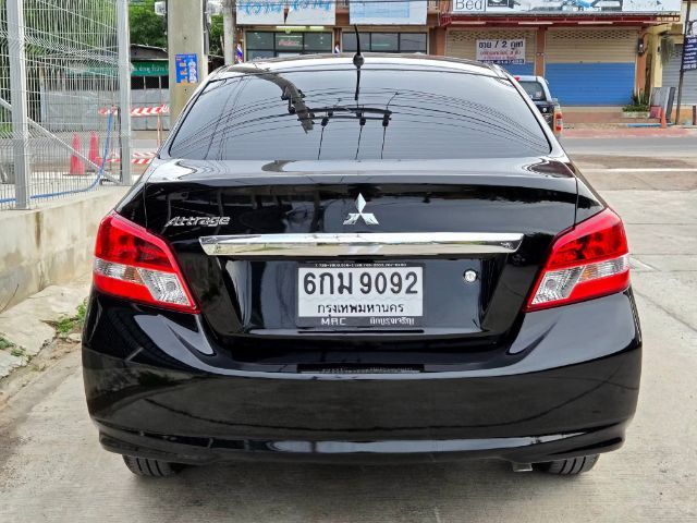 Mitsubishi Attrage 2017 1.2 GLS Sedan เบนซิน เกียร์อัตโนมัติ ดำ รูปที่ 3