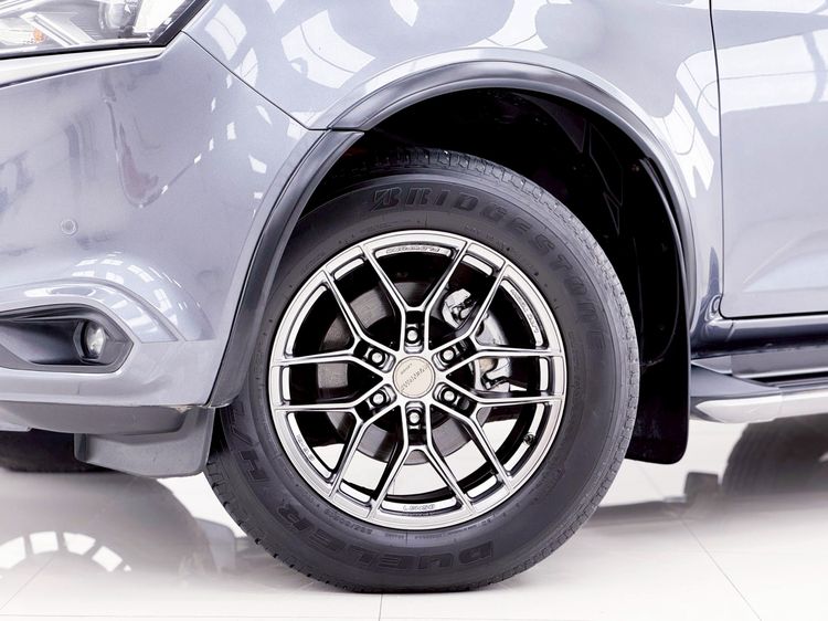 Isuzu MU-X 2022 3.0 Ultimate AT 4WD Utility-car ดีเซล ไม่ติดแก๊ส เกียร์อัตโนมัติ เทา รูปที่ 4