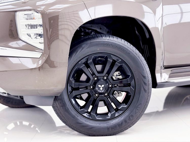 Mitsubishi Pajero Sport 2021 2.4 GT Utility-car ดีเซล ไม่ติดแก๊ส เกียร์อัตโนมัติ น้ำตาล รูปที่ 4