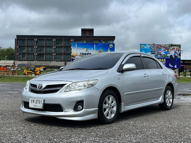 รถ Toyota Altis 1.8 E สี เทา