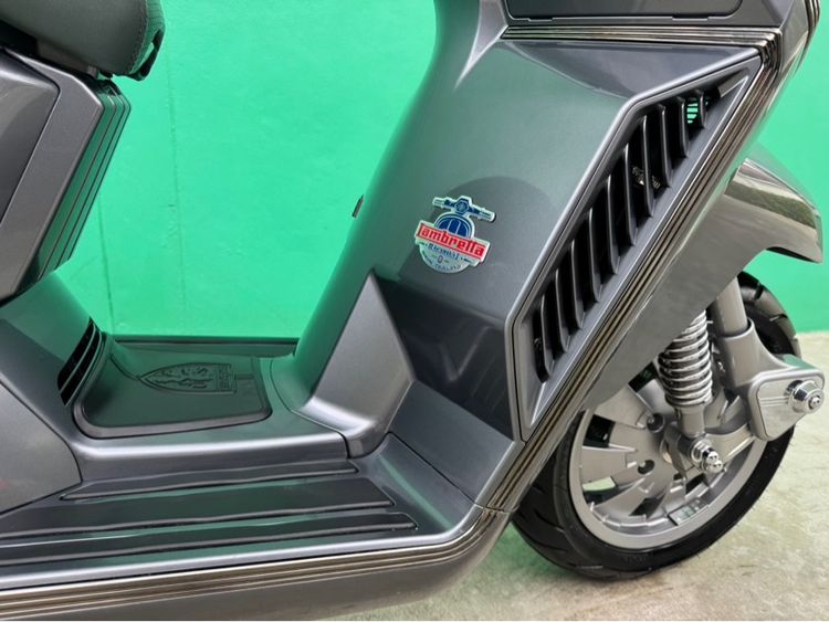 Lambretta X300 ปี2023 สีเทา   วิ่ง 6,000 โล รูปที่ 5