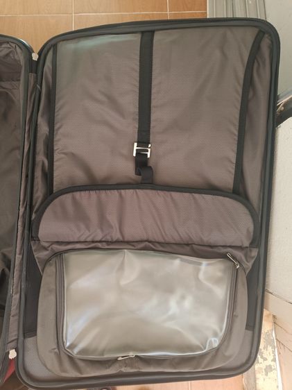 กระเป๋าเดินทาง SAMSONITE ของแท้ สภายภายในสวย ภายนอกมีรอยตามการใช้งาน รูปที่ 7