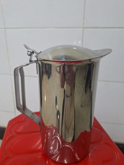 เหยือกน้ำเติมสแตนเลสมีฝา ตรานกนางนวลอย่างหนา มีฝาปิด ขนาด 11 ซ.ม.มือสอง สภาพใหม่ รูปที่ 2