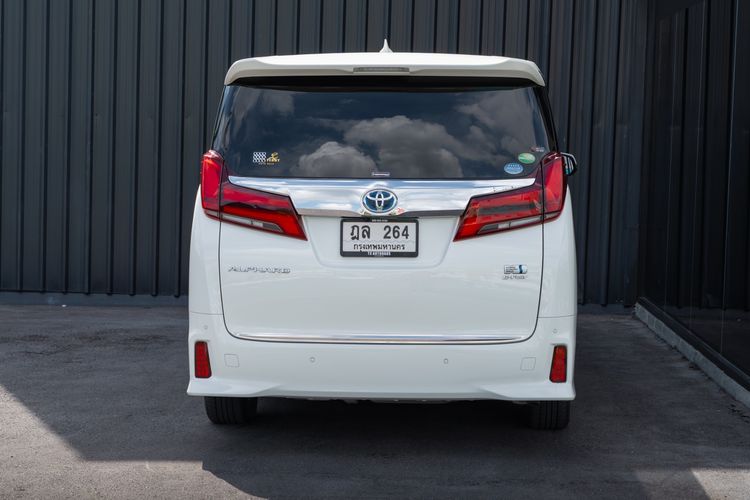 Toyota Alphard 2022 2.5 HV S 4WD Utility-car ไฮบริด ไม่ติดแก๊ส เกียร์อัตโนมัติ ขาว รูปที่ 3