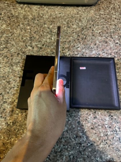 ขายSamsungFold4สีใหม่หายากBeige512กิ๊กมีกล่องจอกางสุดไม่มีจุดไม่มีเส้นหายากมากสภาพนี้ใช้งานดีถูกๆ รูปที่ 13