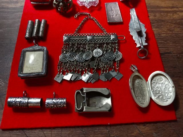 เนื้อเงินแท้เก่าโบราณสภาพเยี่ยม รูปที่ 3