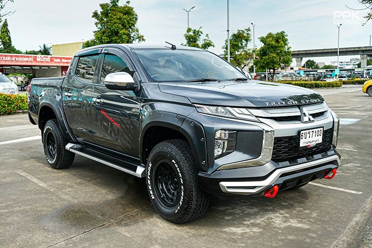 Mitsubishi Triton 2020 2.4 GLX Plus Pickup ดีเซล ไม่ติดแก๊ส เกียร์อัตโนมัติ เทา รูปที่ 3