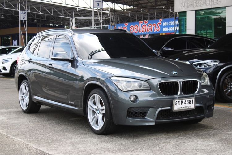 BMW X1 2016 2.0 sDrive18i M Sport Sedan เบนซิน เกียร์อัตโนมัติ เทา รูปที่ 2