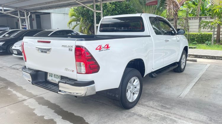 Toyota Hilux Revo 2018 2.4 E Plus 4WD Pickup ดีเซล ไม่ติดแก๊ส เกียร์ธรรมดา ขาว รูปที่ 3