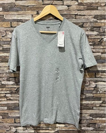 เสื้อ Uniqlo