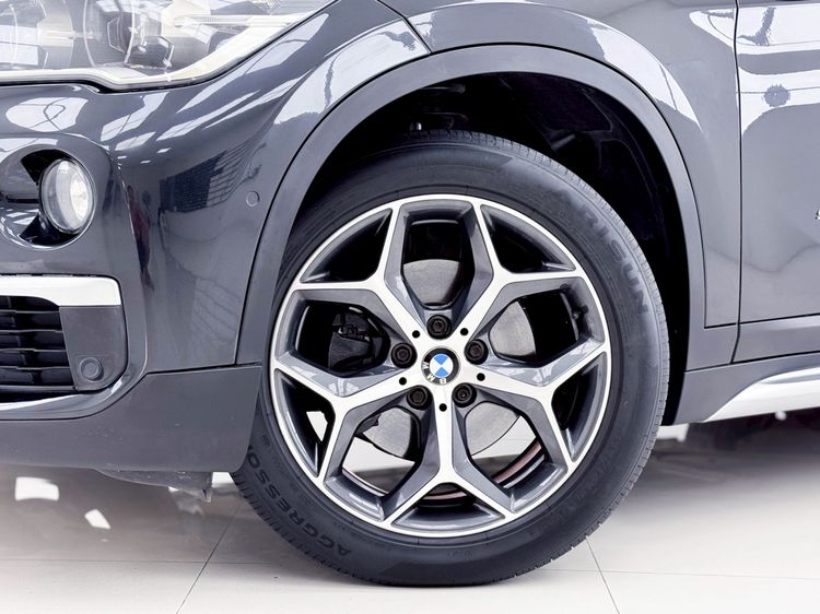 BMW X1 2016 2.0 sDrive18d xLine Utility-car ดีเซล ไม่ติดแก๊ส เกียร์อัตโนมัติ ดำ รูปที่ 4