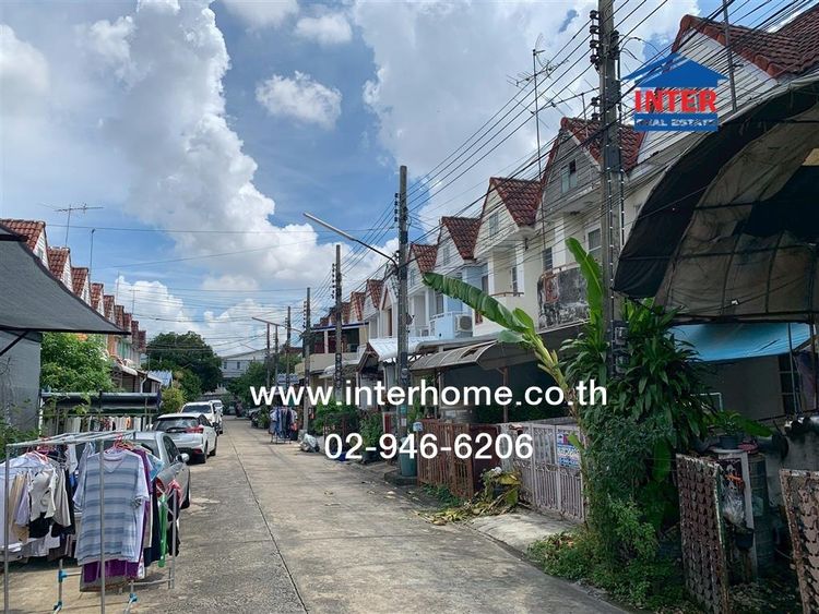 ไม่ใช่ ทาวน์เฮ้าส์ 2 ชั้น 18 ตร.ว. หมู่บ้านเฟิสท์โฮม ใกล้เพลินนารีมอลล์ ใกล้ห้าแยกวัชรพล ซอยร่วมมิตรพัฒนา ถนนรามอินทรา เขตบางเขน กรุงเทพมหานคร