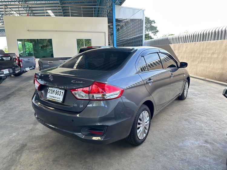 Suzuki Ciaz 2021 1.2 GL Sedan เบนซิน ไม่ติดแก๊ส เกียร์อัตโนมัติ เทา รูปที่ 3