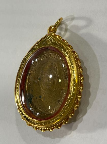 เหรียญไข่ปลาเล็กหลวงปู่ทวด รุ่น 2 บล็อคหน้ายักษ์ กะไหล่ทองแจกกรรมการ ปี 2502 พร้อมกรอบทองคำเกลียวโปเต้มือ 1 รูปที่ 5