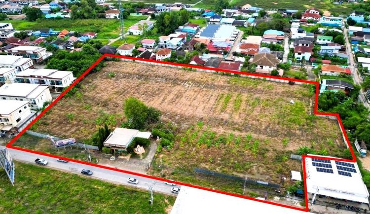 ไม่ใช่ ขายที่ดิน 10 ไร่  ใจกลางเมือง ถนนบึงพระจันทร์ อ.เมืองพิษณุโลก ใกล้สนามบินพิษณุโลก 