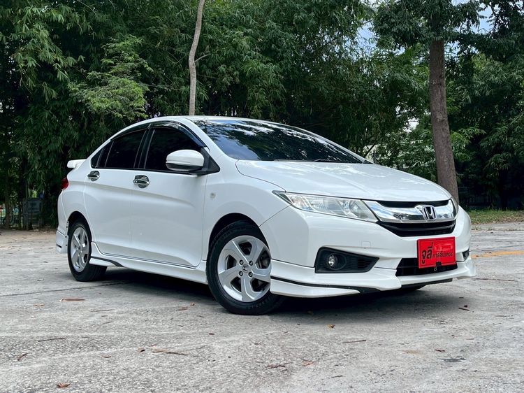 รถ Honda City 1.5 V i-VTEC สี ขาว