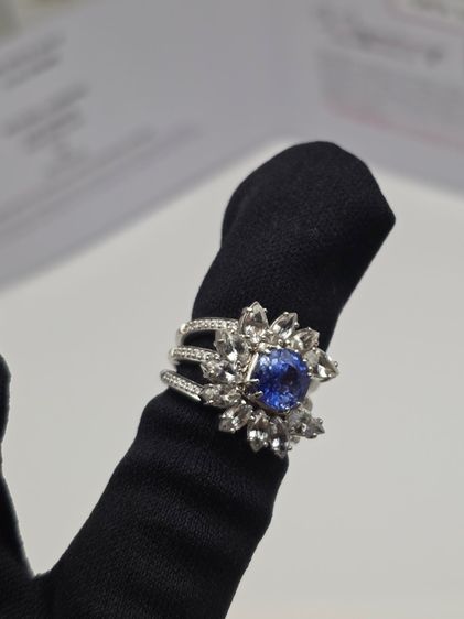 Sapphire ring From Sri Lanka รูปที่ 3