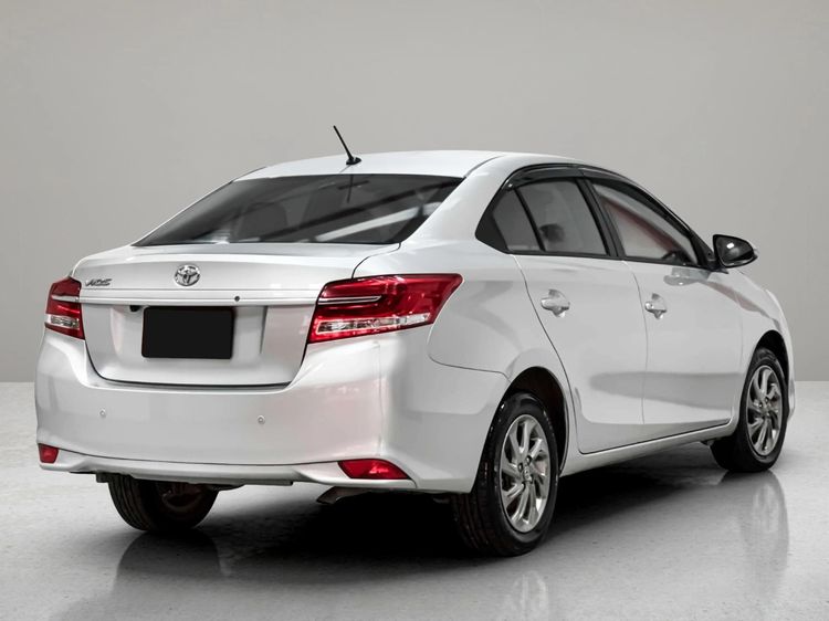 Toyota Vios 2020 1.5 Mid Sedan เบนซิน เกียร์อัตโนมัติ บรอนซ์เงิน รูปที่ 4