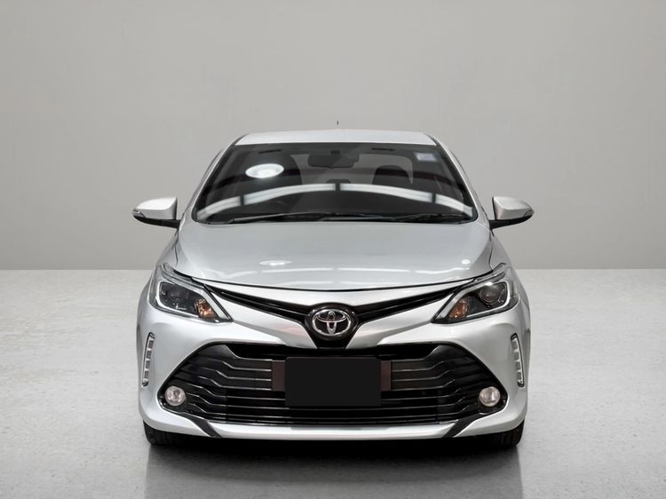 Toyota Vios 2020 1.5 Mid Sedan เบนซิน เกียร์อัตโนมัติ บรอนซ์เงิน รูปที่ 2