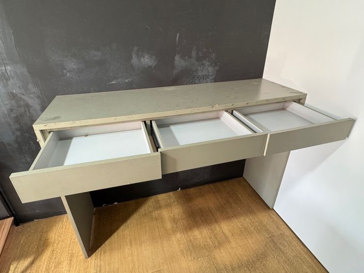 โต๊ะแพ็ค Kerry